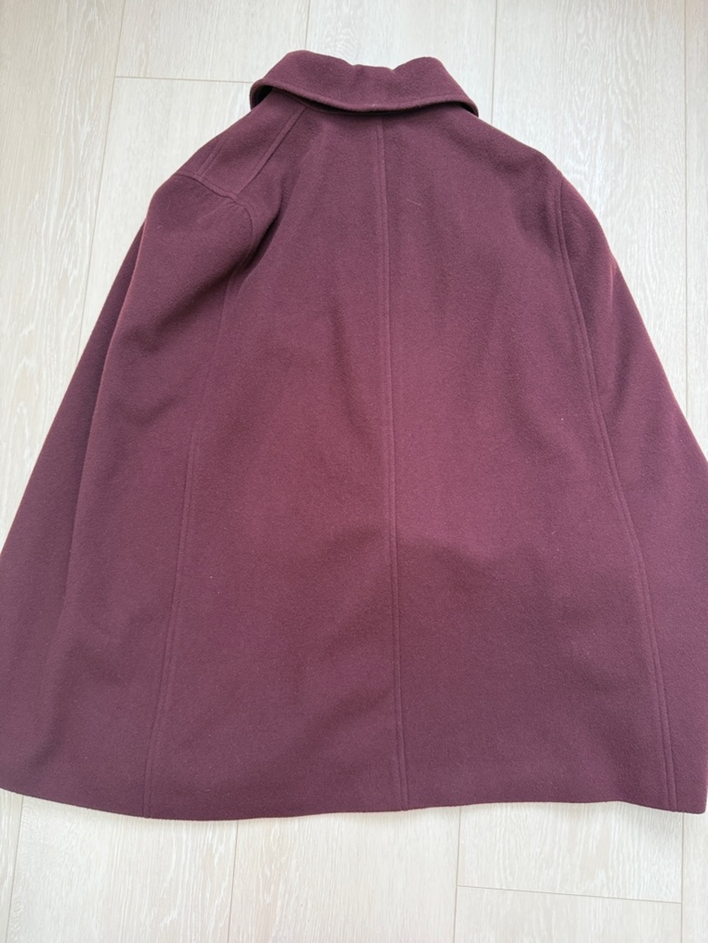 Helene Berman London Rich Burgundy Wool Cashmere Cape - Picture 8 of 8